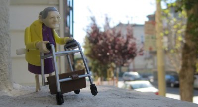 Old lady Walker Wind Up